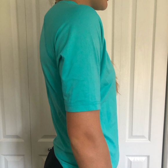 Turquoise Roxy pool/beach T-shirt - Picture 2 of 3